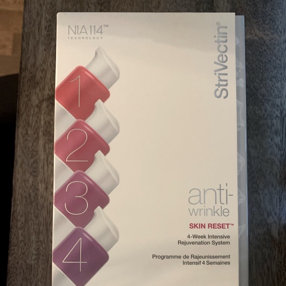 StriVectin Anti-Wrinkle Skin Reset 4-Week Intensive Rejuvenation System - Picture 1 of 1